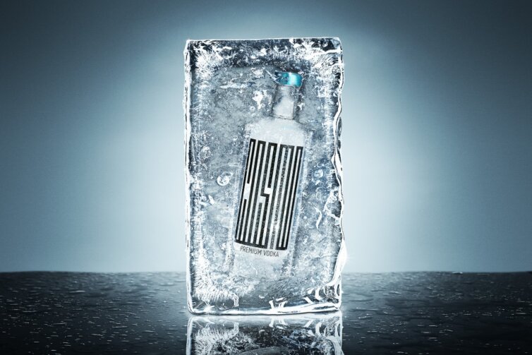 Business-Commercial-Cosmo-Vodka-Eis-3