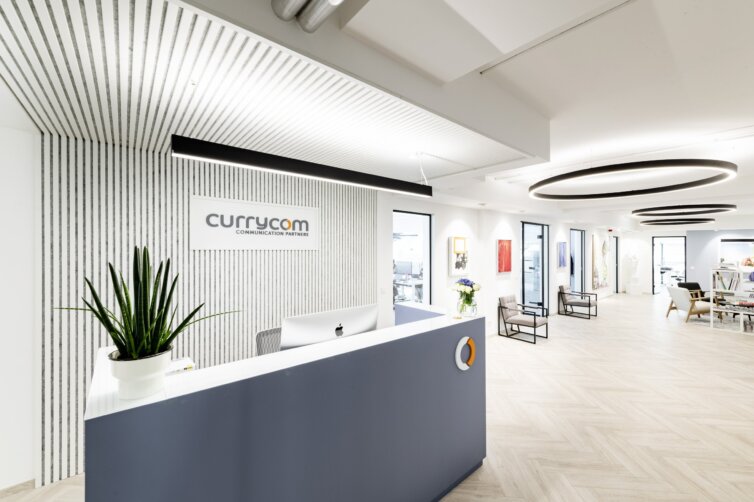 Business-Commercial-Eglo-Currycom-1