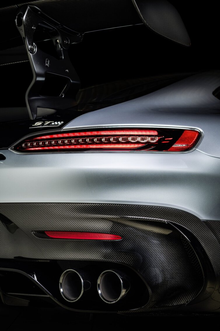 Business-Commercial-Mercedes-AMG-4