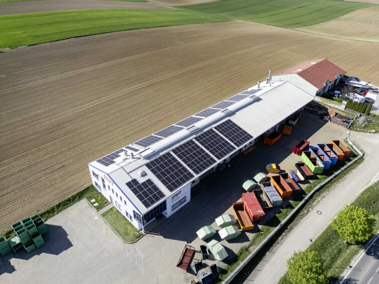 Business-Commercial-PV-Anlage-2